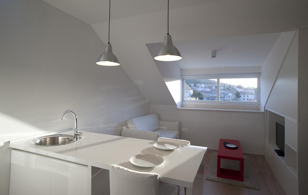 Attic Apartments Split Room photo